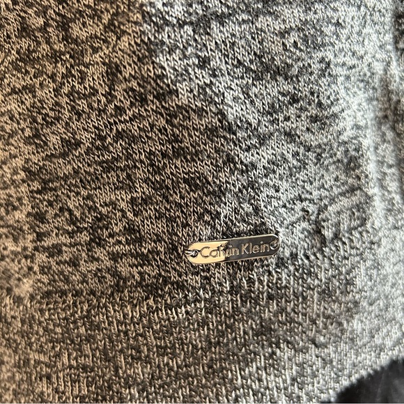 CK size S gray blouse / top - Picture 5 of 9